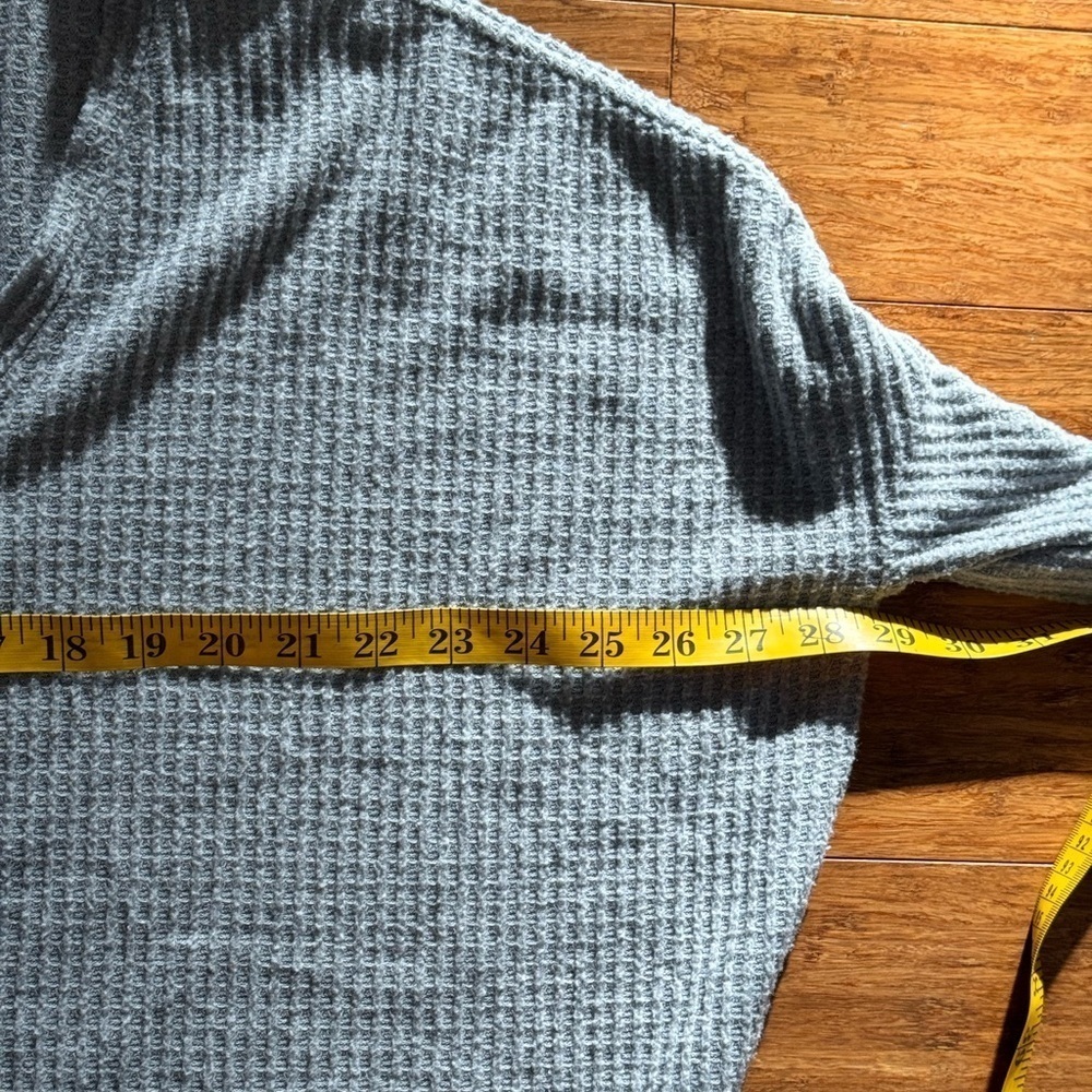 Urban Outfitters Out From Under oversized waffle knit thermal size small grey - Picture 6 of 9